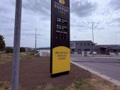 Preisanzeigen für E-Ladestationen