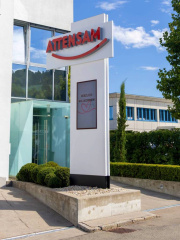 Attensam-55-zoll-1