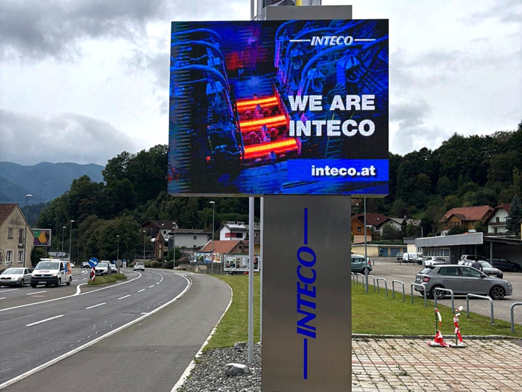 LED-Videowand-Pylon
